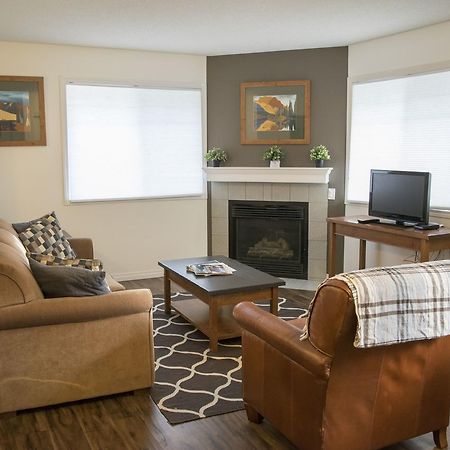 Banff Boundary Lodge Κάνμορ Εξωτερικό φωτογραφία